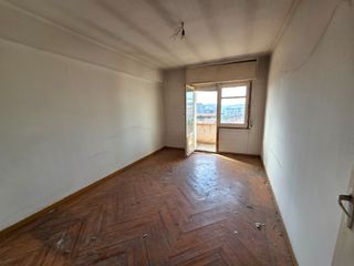 Flat  Carretera de poza. Vivienda para dejar a su gusto en ctra.poza