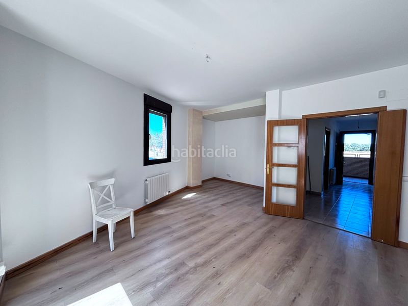 Foto 48688e57-016f-4e93-b9f8-2129d5fd23de. Casa adossada amb calefacció aparcament a Barriada de Yagüe Burgos
