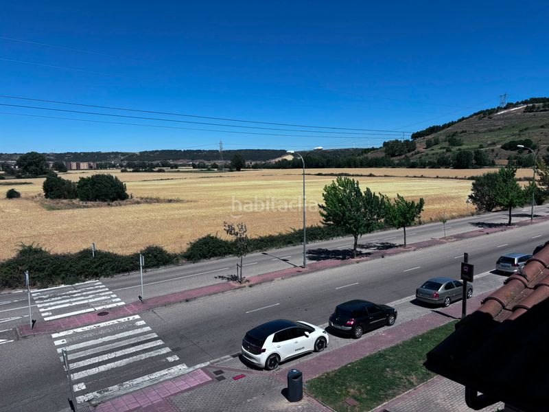 Foto 96d4d140-bb96-414e-9cf3-e01d573f1540. Casa adossada amb calefacció aparcament a Barriada de Yagüe Burgos