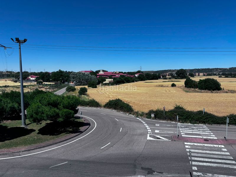 Foto f6d0c4e1-48b5-4dfe-870b-47af1b51f6af. Casa adossada amb calefacció aparcament a Barriada de Yagüe Burgos