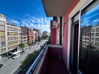 Pis a Avenida del Cid Campeador