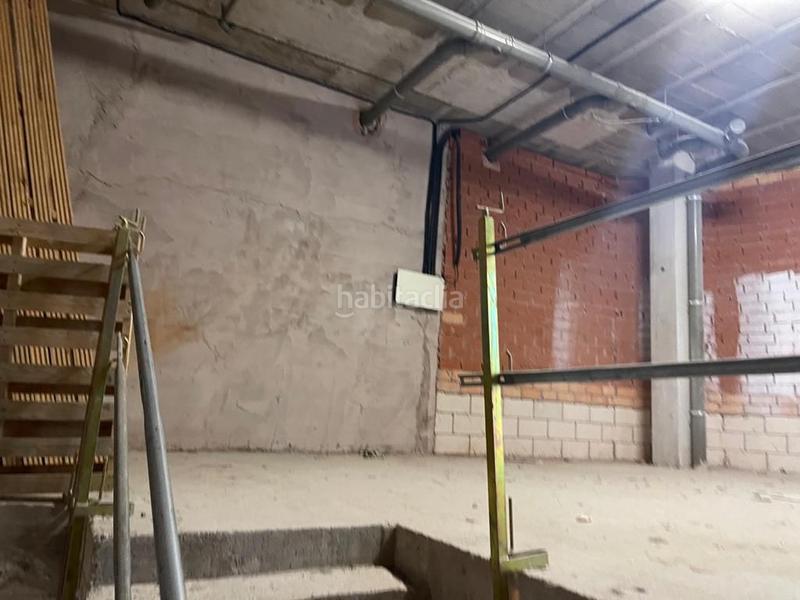 Foto cb0d3e44-411a-43ff-bab4-72eaaf7ca985. Local comercial a calle progreso 8 a El Carmen - Barrio Gimeno Burgos