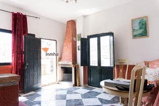 Maison jumele  Calle calle de elvira. Rebajado 45.000  inmho vende casa en macharaviaya