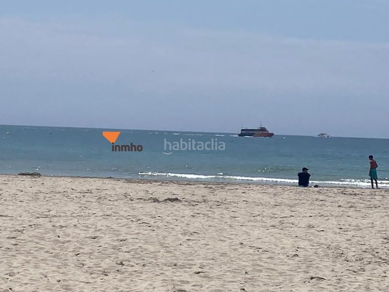 Foto 2089a941-69d1-40d7-b7fa-c1a6c45fa650. Pis a Playa Levante Santa Pola