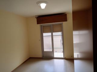Etagenwohnung in Ensanche - Franciscanos