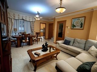 Casa adosada en Roda (La). Chalet en zona tranquila listo para entrar a vivir