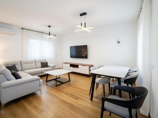 Semi detached house in Roda (La). Chalet en zona tranquila listo para entrar a vivir