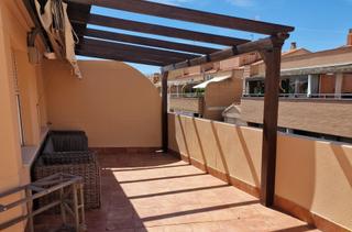 Appartamento in Carretas - Pajarita. Ático de 4 dormitorios y garaje.