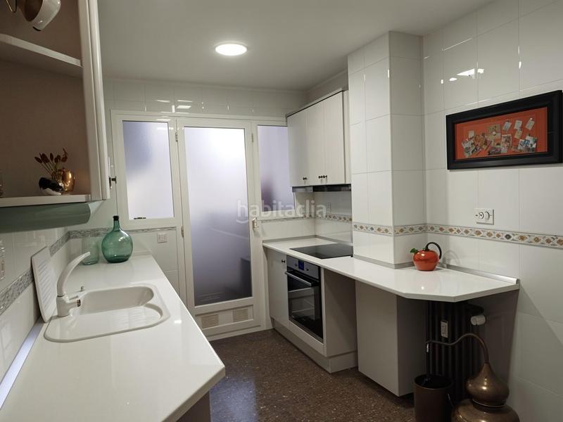 Foto f16194bc-9e3b-4497-8713-0e812e8b5737. Flat with parking in Estación Albacete