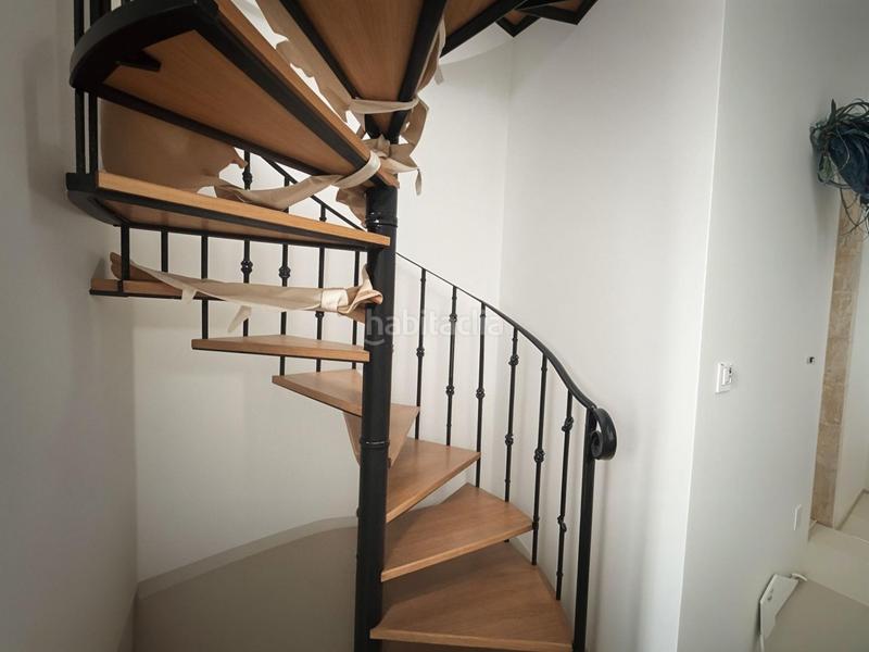 Foto 03a431f5-185d-49f1-beaa-0d548a1b2932. Attico con riscaldamento parcheggio in Roda (La)