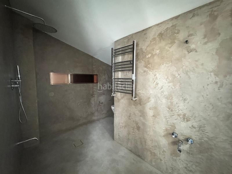 Foto 6648cce6-f117-4285-aaea-cc2a7c3a6d08. Attico con riscaldamento parcheggio in Roda (La)