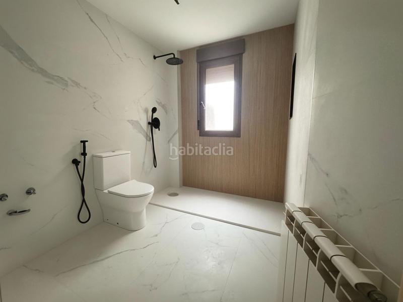 Foto cca98a9f-cf7b-42d5-85f0-4a9a2d2a4c20. Attico con riscaldamento parcheggio in Roda (La)