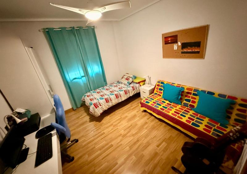 Foto 509c9af3-9798-4944-8571-688de67bc1f6. Appartamento con riscaldamento in Ensanche - Franciscanos Albacete