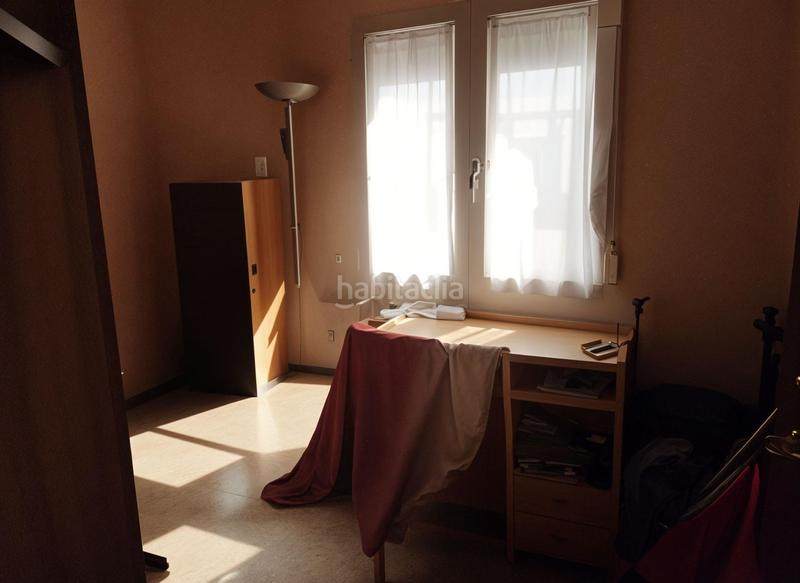 Foto 50dec63f-375e-416e-9bbb-b58942ff9ed2. Piso  reformado en zona Industrial en Industria Albacete