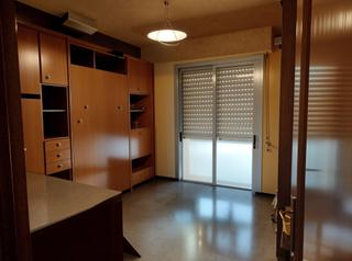 Etagenwohnung in Industria. Piso reformado en zona industrial de albacete