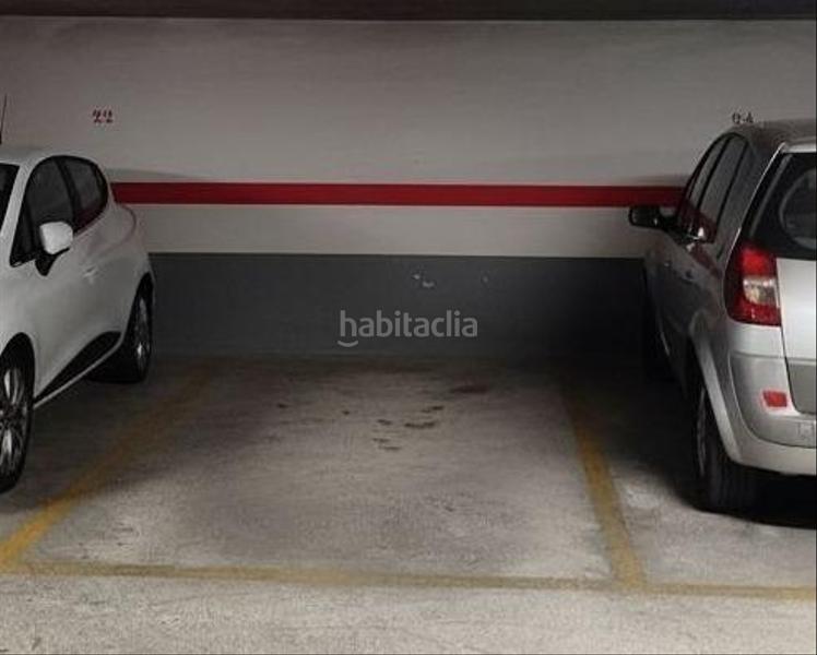 Foto 197d25d1-482a-403f-959a-73ededb16d1f. Pis amb aparcament a Centro Albacete