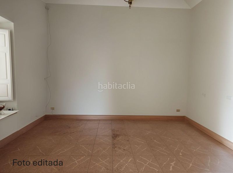 Foto c39e49b3-1b2f-4c0f-acc5-c73845702e30. Casa amb calefacció aparcament a Roda (La)