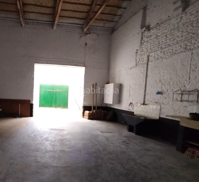 Foto c99fca75-9ec8-4e67-b3d0-b0ca5062390e. Casa amb calefacció aparcament a Roda (La)