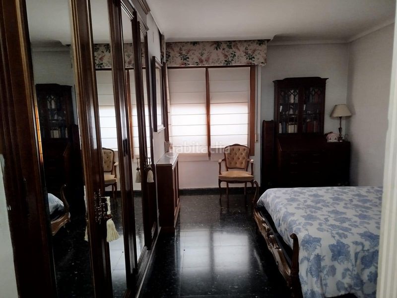 Foto b56c5fbc-2734-4a81-b309-e5f52f2696cd. Pis amb aparcament a Centro Albacete