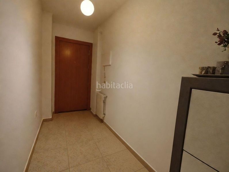 Foto 7da7eb32-d349-4769-869d-54daa3c62e09. Pis amb calefacció aparcament a Roda (La)