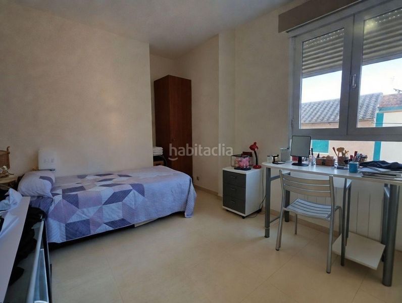 Foto d5cfb2fb-9456-4cb1-92f5-2b6eac031e6b. Pis amb calefacció aparcament a Roda (La)