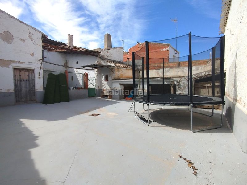 Foto 2ddab1f2-e314-4b93-9f94-54e807774994. Casa amb aparcament a Roda (La)
