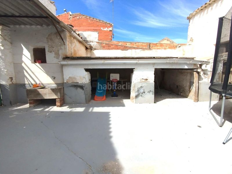 Foto 51546cd8-7668-4a05-aff9-908606d92a4b. Casa amb aparcament a Roda (La)