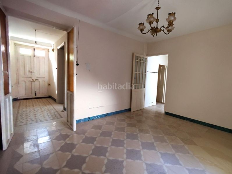 Foto 856c6782-3f31-4134-9844-d1d87fcae052. Casa amb aparcament a Roda (La)
