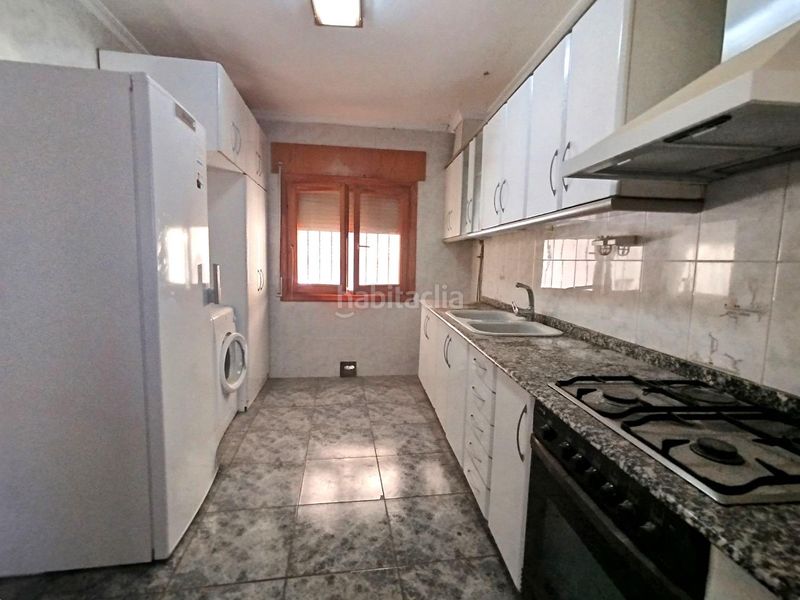 Foto 6397a201-d185-4cf5-a0c9-ac5e49e6d1de. Casa amb calefacció aparcament a Roda (La)