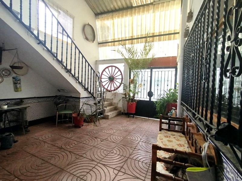 Foto 804bfc45-f5bd-4e4c-9d12-0759064631e5. Casa amb calefacció aparcament a Roda (La)