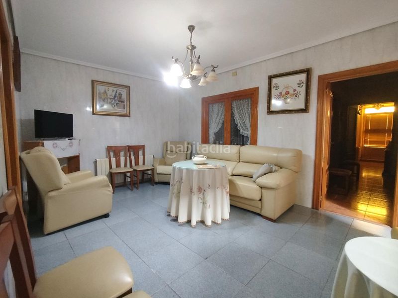 Foto fde633d0-b8fe-4d4c-9c9f-6aeba63726a9. Casa amb calefacció aparcament a Roda (La)