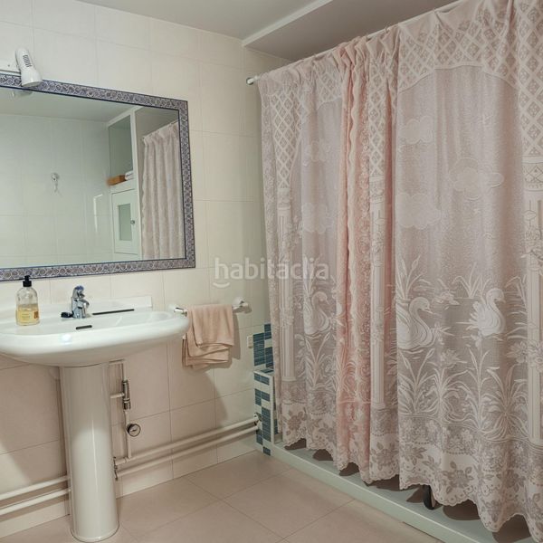 Foto 857525a4-ecf2-4757-9b7a-b70b6862da08. Casa amb calefacció aparcament a Roda (La)