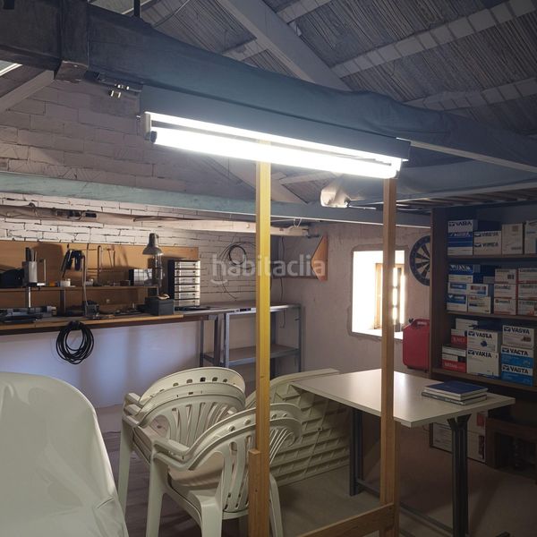 Foto b6779b0e-8b56-4703-912e-8b00a6841e80. Casa amb calefacció aparcament a Roda (La)