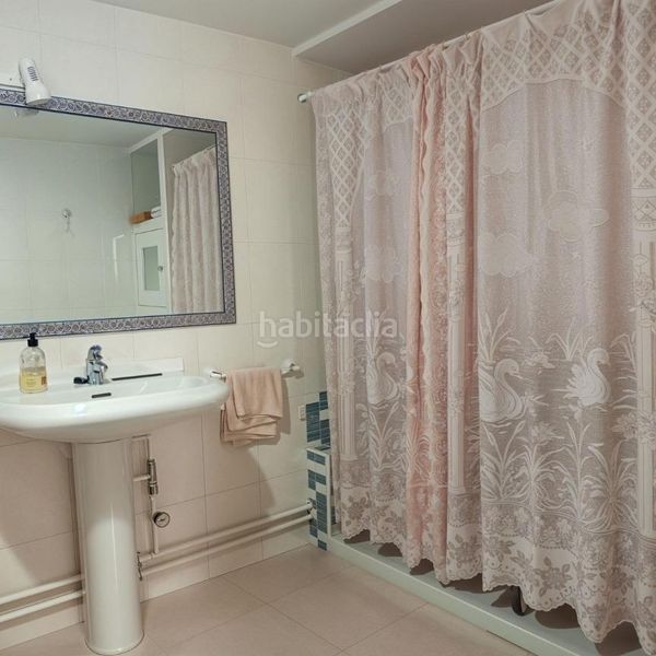 Foto ca48bdb6-856c-4a94-86b3-e68ab0a81324. Casa amb calefacció aparcament a Roda (La)