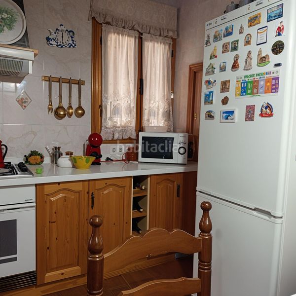 Foto e59af5a8-c800-4122-a37f-286aa9b9ba84. Casa amb calefacció aparcament a Roda (La)
