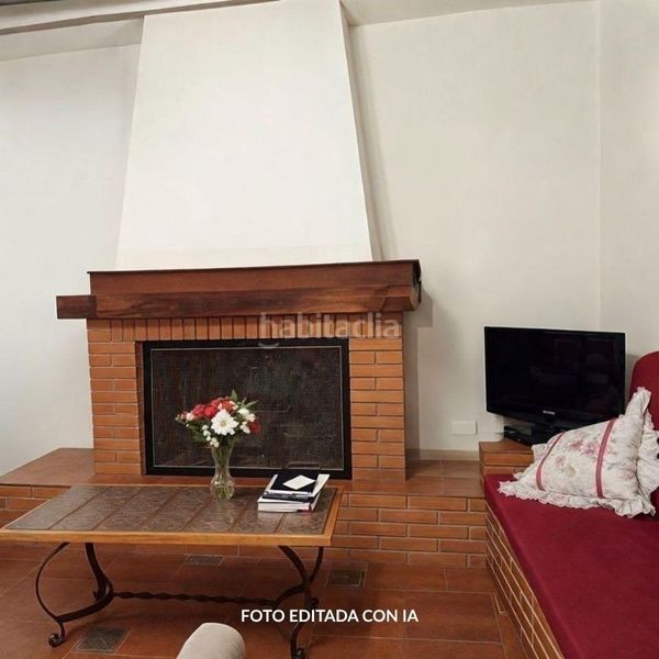 Foto ebf5bf0a-a188-4231-9dd2-81118677e148. Casa amb calefacció aparcament a Roda (La)