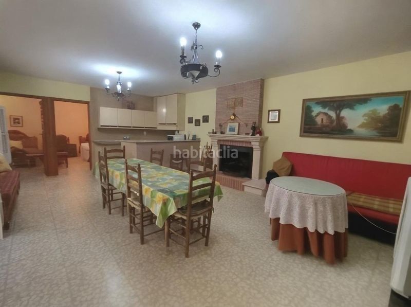 Foto 0cf7bffb-9dc9-4818-94df-66235726ff96. Casa amb aparcament piscina a Roda (La)