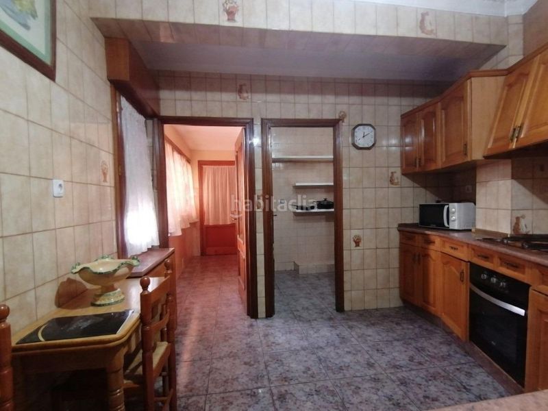 Foto adbcae8f-0d47-47bc-9134-4072552a1295. Casa amb calefacció aparcament a Roda (La)