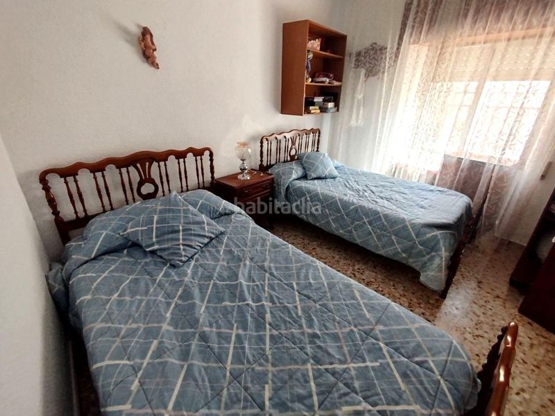 Foto 7468d278-e418-42d9-8b30-e43da9da6797. Casa amb aparcament a Roda (La)