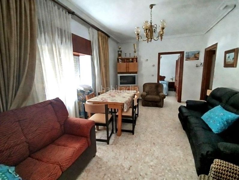 Foto aeb3a04a-c052-41a3-8127-5689b3268d86. Casa amb aparcament a Roda (La)