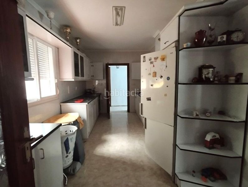 Foto f28bc8ee-ce06-47cb-a2e4-c793ce4ade63. Casa amb aparcament a Roda (La)