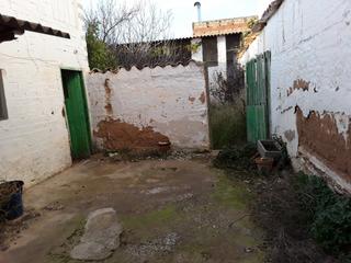 Casa a Roda (La). Casa a la venta en la roda