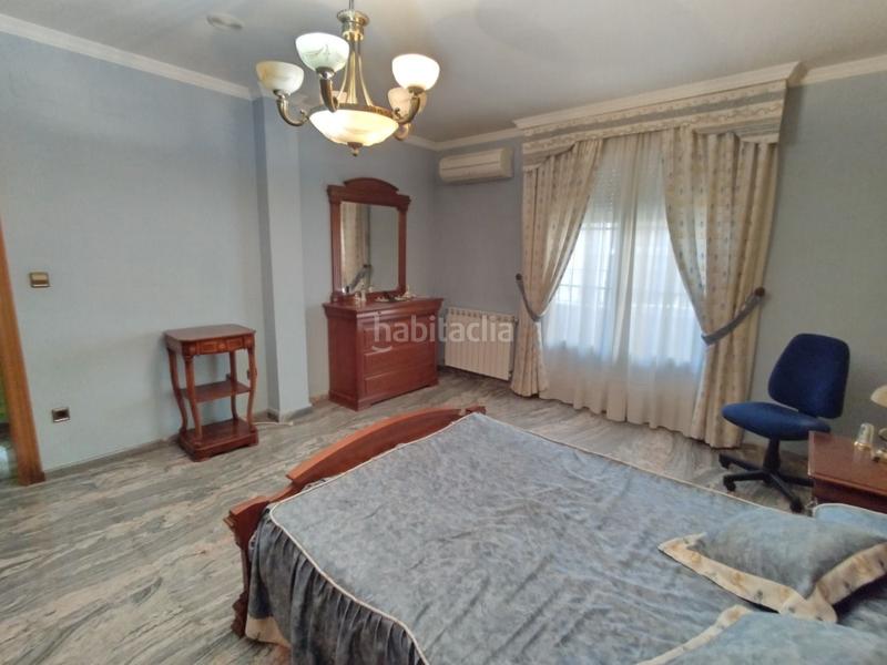 Foto 62fee51c-56ef-42e3-8ba1-8f1eb2db62e7. Casa adossada amb calefacció aparcament a Roda (La)