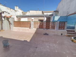 Casa a Roda (La). Casa con piscina a la venta en la roda