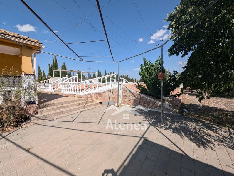 Foto e84d35b8-39ea-435f-850e-cd3bae21533c. Terreny residencial a Pedanías - Extrarradio Albacete