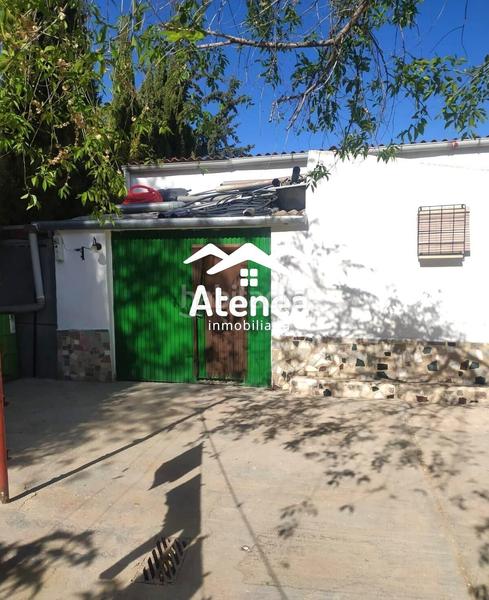 Foto 920f8211-5471-4de3-9802-148ea51663e8. Chalet avec piscine dans Feria Albacete