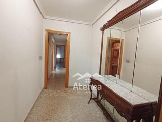 Appartement à Roda (La). Piso de cuatro dormitorios en el centro de la roda
