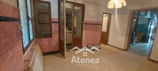 Casa a Roda (La). Casa a la venta en el centro de la roda