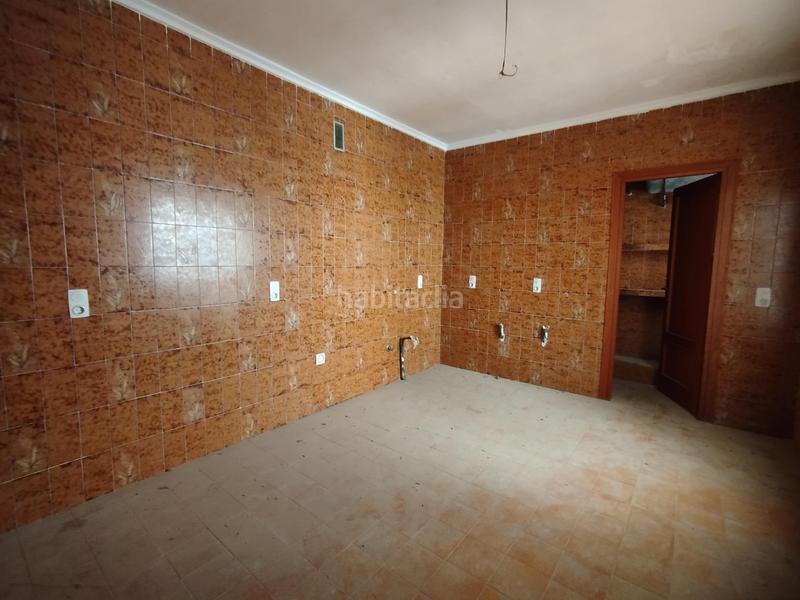 Foto 362fa9ac-ae00-4bbe-8eb5-6c1d192dcc77. Pis a Roda (La)