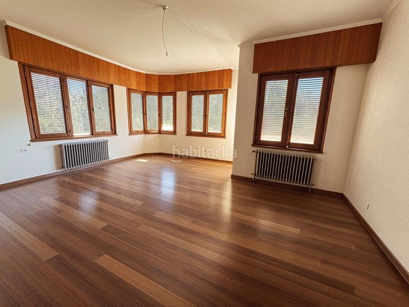 Foto 78e28c56-54ca-4605-9d77-2fbcc1016af6. Pis a Roda (La)